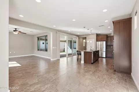 14001 E Voss St, Vail, AZ 85641 photo 7