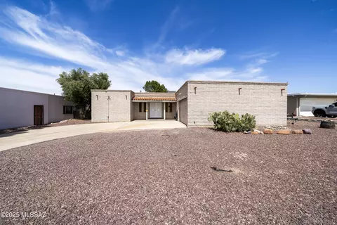 8537 E Pine Valley Dr, Tucson, AZ 85710 photo 20