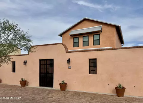 886 W Cushing St, Tucson, AZ 85745