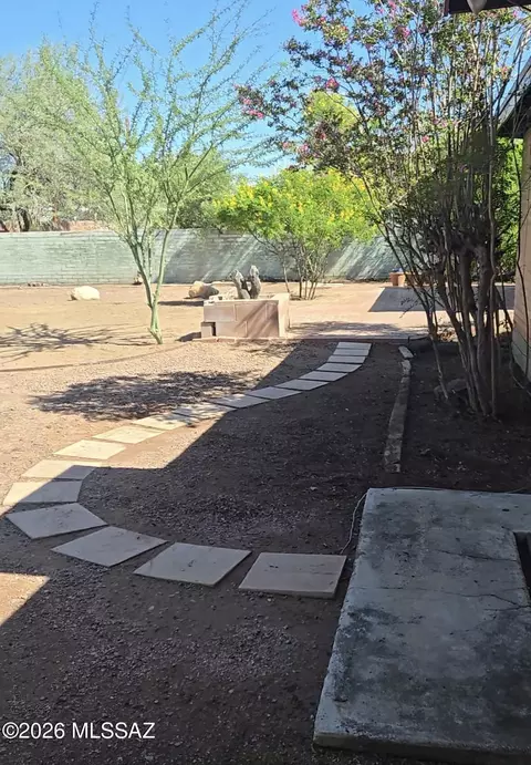 Exterior - 2249 E Silver St, Tucson, AZ 85719 photo 4 of 7