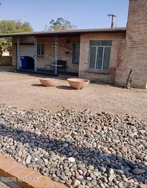 Exterior - 2249 E Silver St, Tucson, AZ 85719 photo 3 of 7