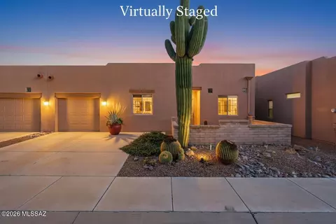 3747 S Paseo De Los Nardos, Green Valley, AZ 85614