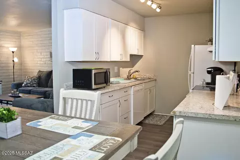 8450 E Old Spanish Trl #130, Tucson, AZ 85710