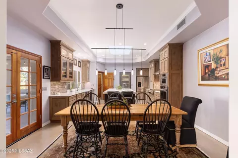 Dining - 6656 E Circulo Otono, Tucson, AZ 85750 photo 1 of 2