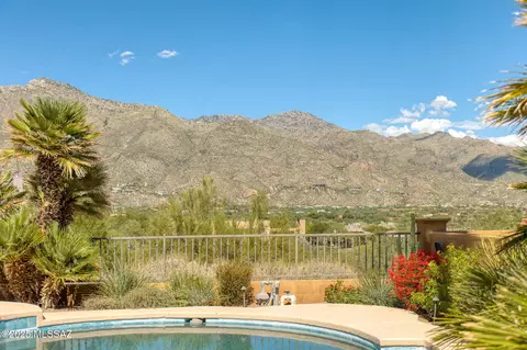 Exterior - 6656 E Circulo Otono, Tucson, AZ 85750 photo 7 of 10