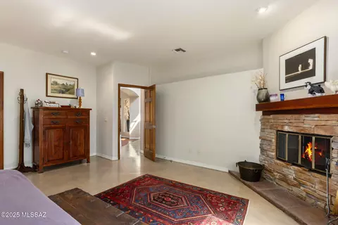 Bedroom - 6656 E Circulo Otono, Tucson, AZ 85750 photo 3 of 5