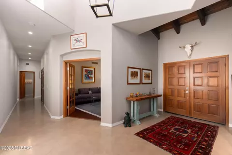 Entry Way - 6656 E Circulo Otono, Tucson, AZ 85750 photo 6 of 6