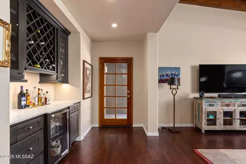 Entry Way - 6656 E Circulo Otono, Tucson, AZ 85750 photo 5 of 6