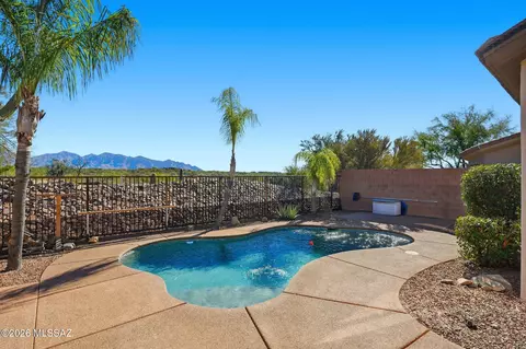 13066 N Kenosha Bluff Dr, Marana, AZ 85658