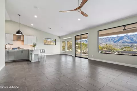 Living - 65221 E Diamond Ridge Ct, Tucson, AZ 85739 photo 4 of 6