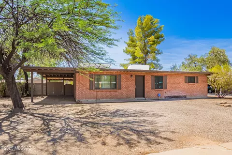 Exterior - 6322 E Colgate Dr, Tucson, AZ 85710 photo 2 of 7