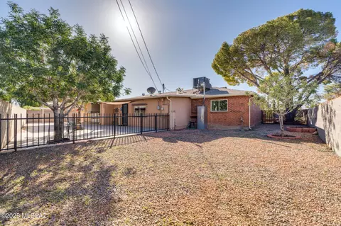 Exterior - 5741 E 33rd St, Tucson, AZ 85711 photo 8 of 8
