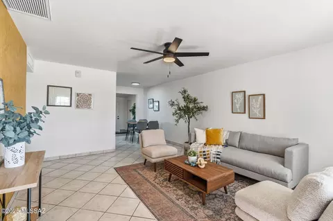 Living - 5741 E 33rd St, Tucson, AZ 85711 photo 2 of 4