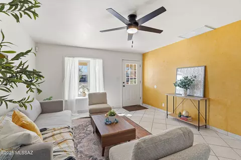 Living - 5741 E 33rd St, Tucson, AZ 85711 photo 4 of 4