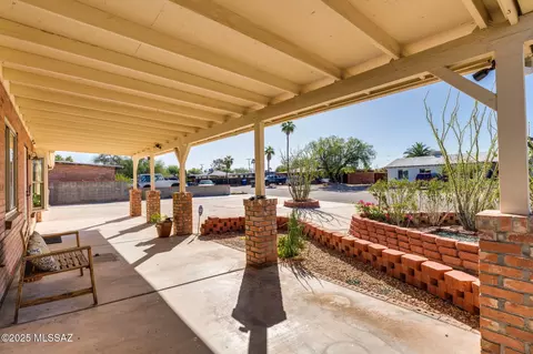 Exterior - 5741 E 33rd St, Tucson, AZ 85711 photo 2 of 8