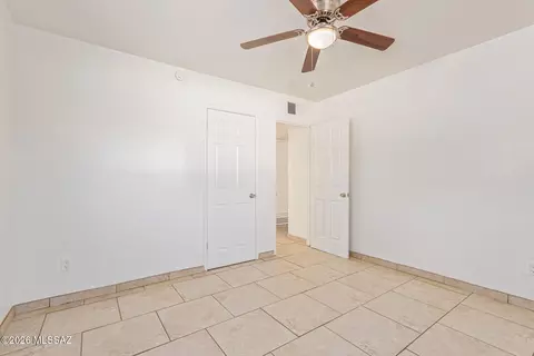 Bedroom - 6517 E Cooper St, Tucson, AZ 85710 photo 6 of 6