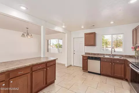 Kitchen - 6517 E Cooper St, Tucson, AZ 85710 photo 1 of 3