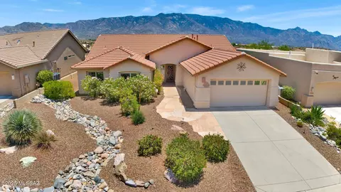 37889 S Skyline Dr, Tucson, AZ 85739