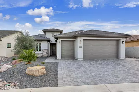 61841 E Skyview Way, Oracle, AZ 85623