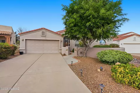 2664 S Fade Dr, Green Valley, AZ 85614
