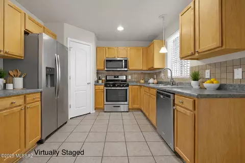 2893 S Quinn Dr, Tucson, AZ 85730