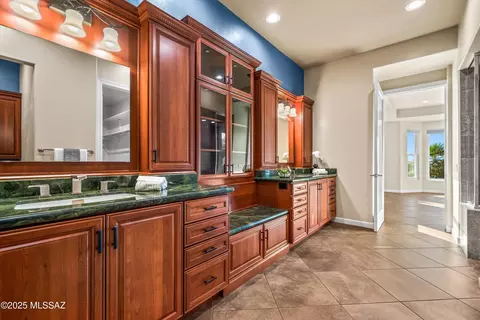 Bath - 66213 E Box Elder Rd, Tucson, AZ 85739 photo 1 of 5