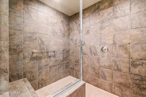 Bath - 66213 E Box Elder Rd, Tucson, AZ 85739 photo 4 of 5