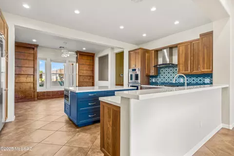 Kitchen - 66213 E Box Elder Rd, Tucson, AZ 85739 photo 2 of 9
