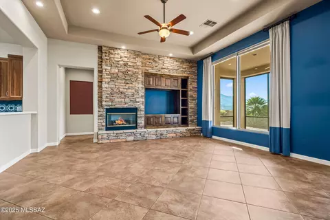 Living - 66213 E Box Elder Rd, Tucson, AZ 85739 photo 1 of 7