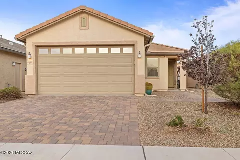 8642 N Genoa Ct, Tucson, AZ 85742