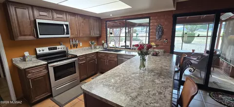 Kitchen - 1002 E Geneva St, Sunsites, AZ 85625 photo 4 of 7