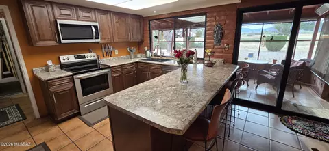 Kitchen - 1002 E Geneva St, Sunsites, AZ 85625 photo 5 of 7