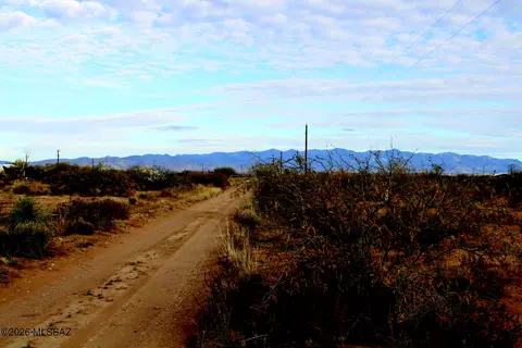 9 E 56 Acres E Apache #19, Pearce, AZ 85625 photo 11