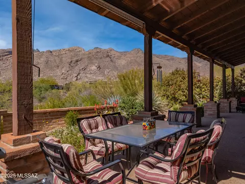 4900 E Calle Guebabi, Tucson, AZ 85718