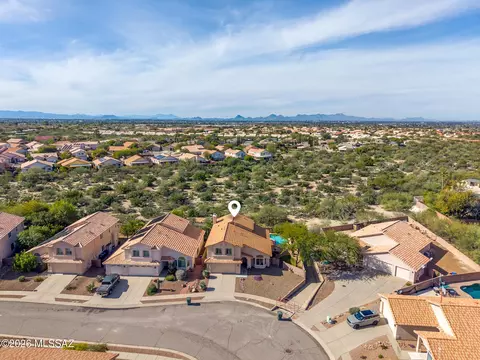 View/Area - 10236 E Buffaloberry Loop, Tucson, AZ 85748 photo 2 of 5