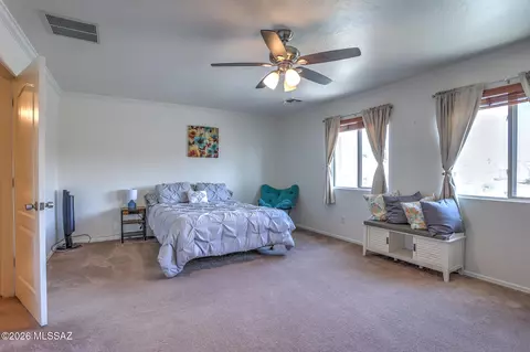 Bedroom - 10236 E Buffaloberry Loop, Tucson, AZ 85748 photo 3 of 6