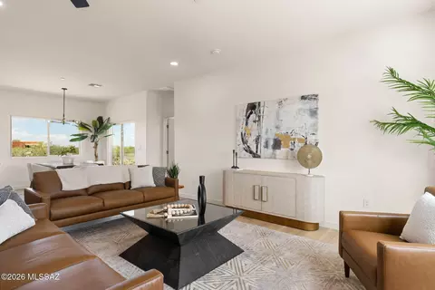Living - 3723 E Wetstones Rd, Vail, AZ 85641 photo 1 of 2