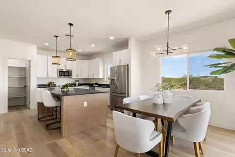 Dining - 3723 E Wetstones Rd, Vail, AZ 85641 photo 1 of 2