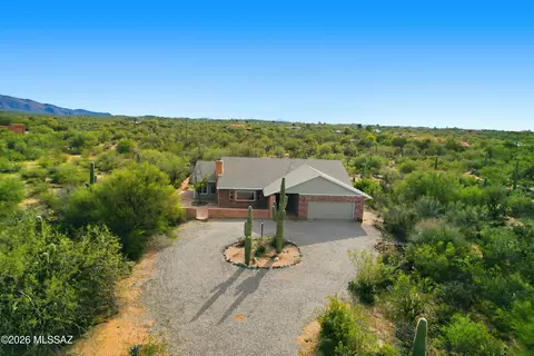 11720 E Twin Hills Trl, Tucson, AZ 85748