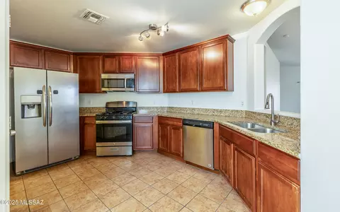 Kitchen - 5295 E Agave Vista Dr, Tucson, AZ 85756 photo 1 of 3