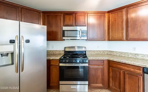 Kitchen - 5295 E Agave Vista Dr, Tucson, AZ 85756 photo 3 of 3