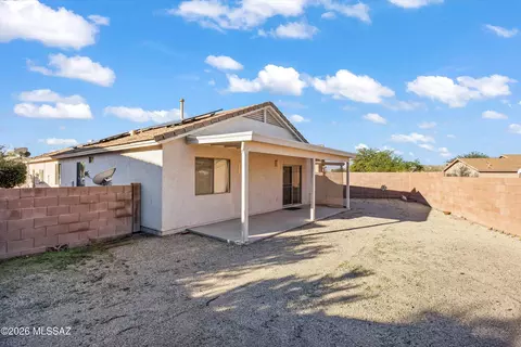 Exterior - 10001 E Apache Rain Dr, Tucson, AZ 85748 photo 2 of 2