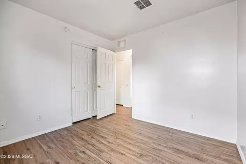 Bedroom - 10001 E Apache Rain Dr, Tucson, AZ 85748 photo 3 of 4