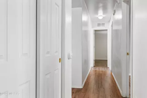 Entry Way - 10001 E Apache Rain Dr, Tucson, AZ 85748 photo 2 of 2