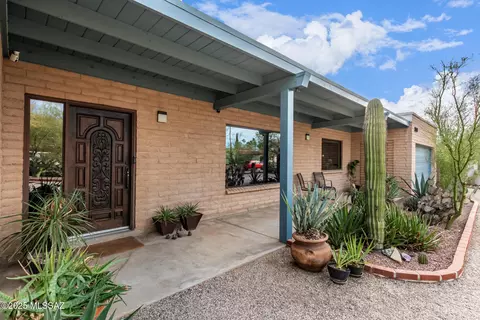 3508 N Calle Floreada, Tucson, AZ 85750
