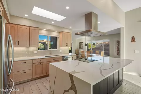 6758 E Paseo Penoso, Tucson, AZ 85750