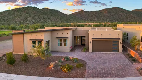 6862 W Patina Dr, Marana, AZ 85658