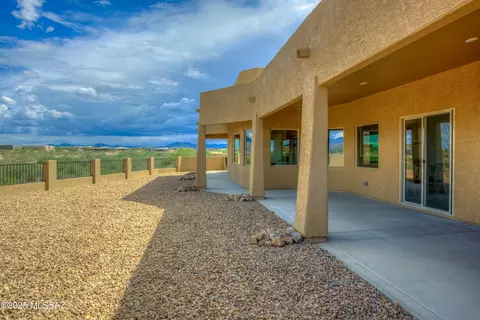 Exterior - 13407 S Sundown Ranch Rd, Vail, AZ 85641 photo 7 of 9