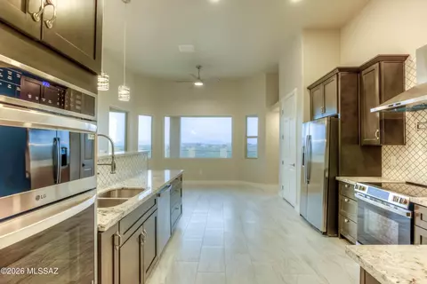 Kitchen - 13407 S Sundown Ranch Rd, Vail, AZ 85641 photo 1 of 7