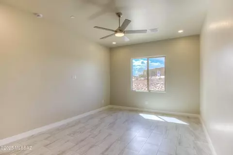 Bedroom - 13407 S Sundown Ranch Rd, Vail, AZ 85641 photo 4 of 5